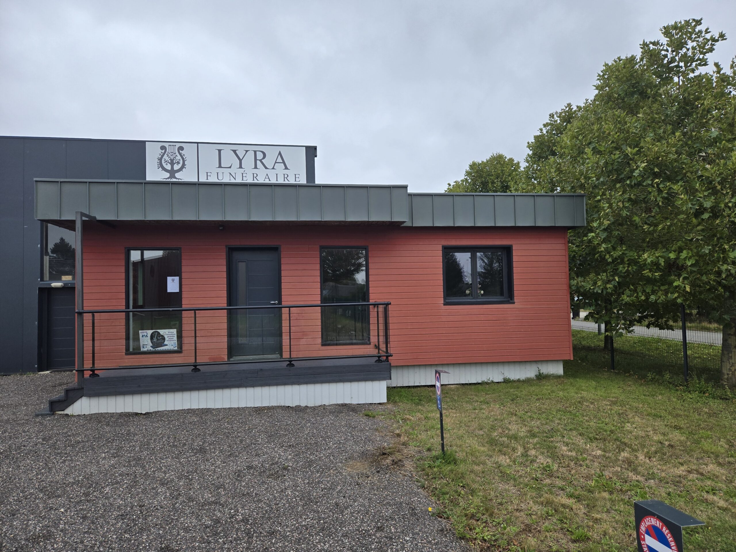 Photo de Pompes Funèbres LYRA